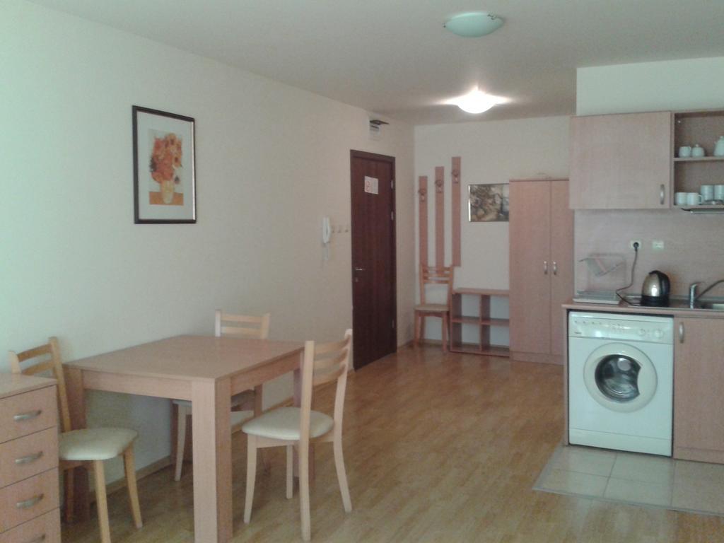 Panorama Beach Apartments Nesebar Ruang foto