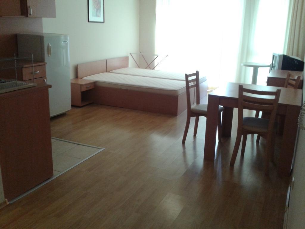 Panorama Beach Apartments Nesebar Ruang foto